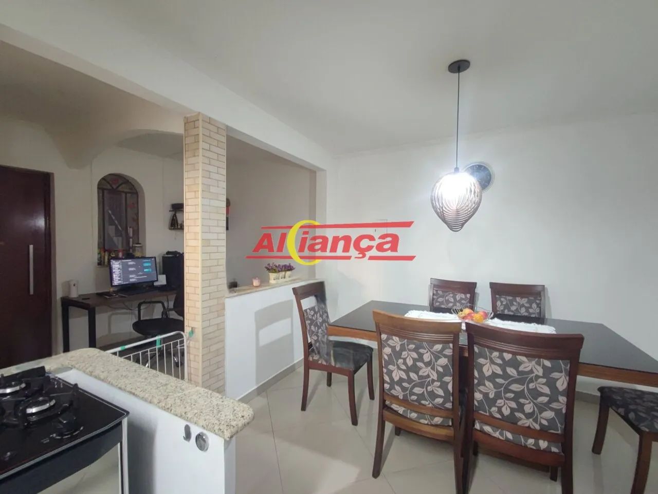 Casa Térrea 220m², com 3 quartos e 1 suíte à venda na Vila Augusta - Foto 4