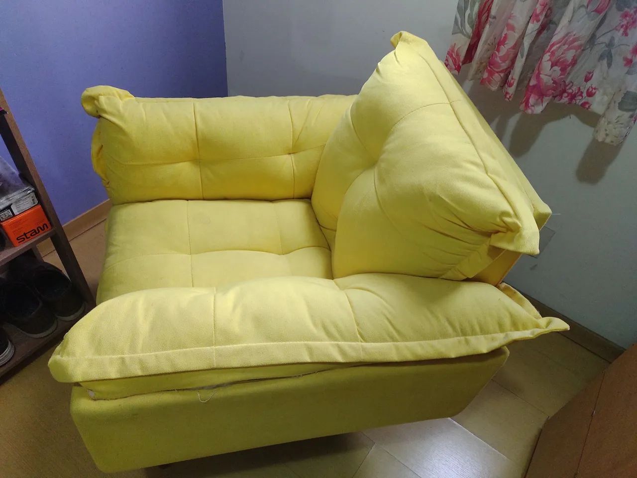 Poltrona decorativa em bom estado. Ótima oportunidade. - Foto 2