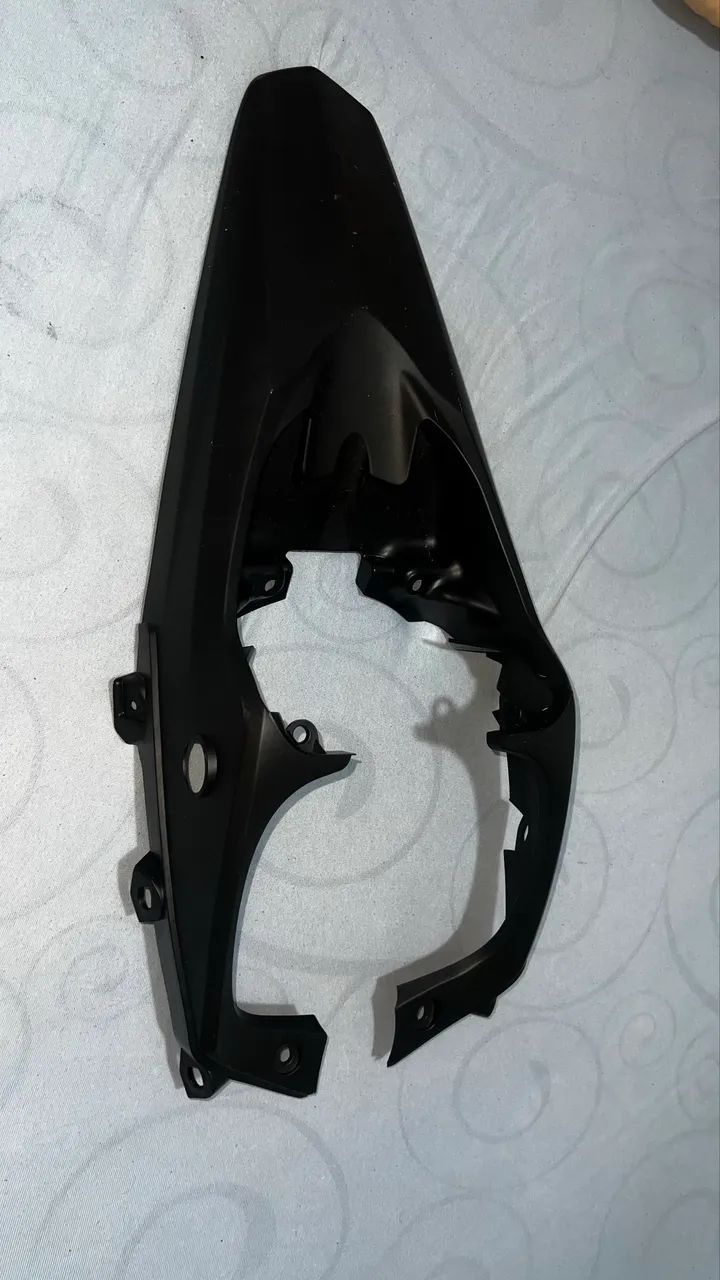 Paralama Dianteiro Bico Xre300 2010 A 2015 Preto Original - Foto 2