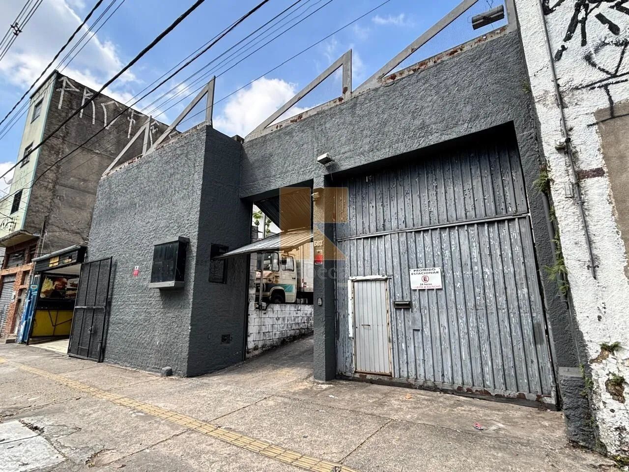 OPORTUNIDADE GALPÃO COM DUAS FRENTES IDEAL PARA IMPORTADORA - Foto 2