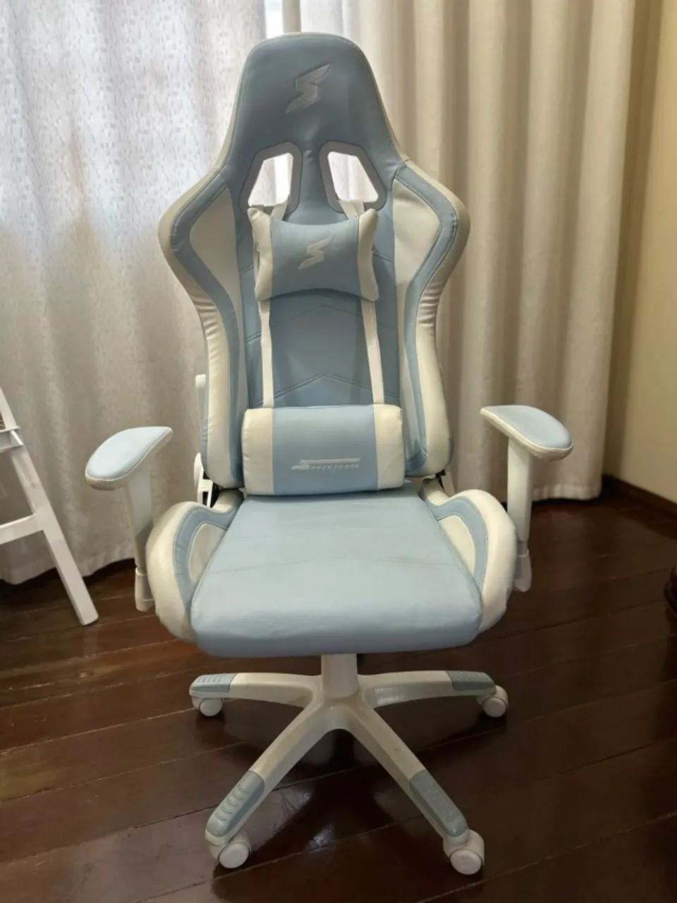 Cadeira gamer SuperFrame Mage | super conservada