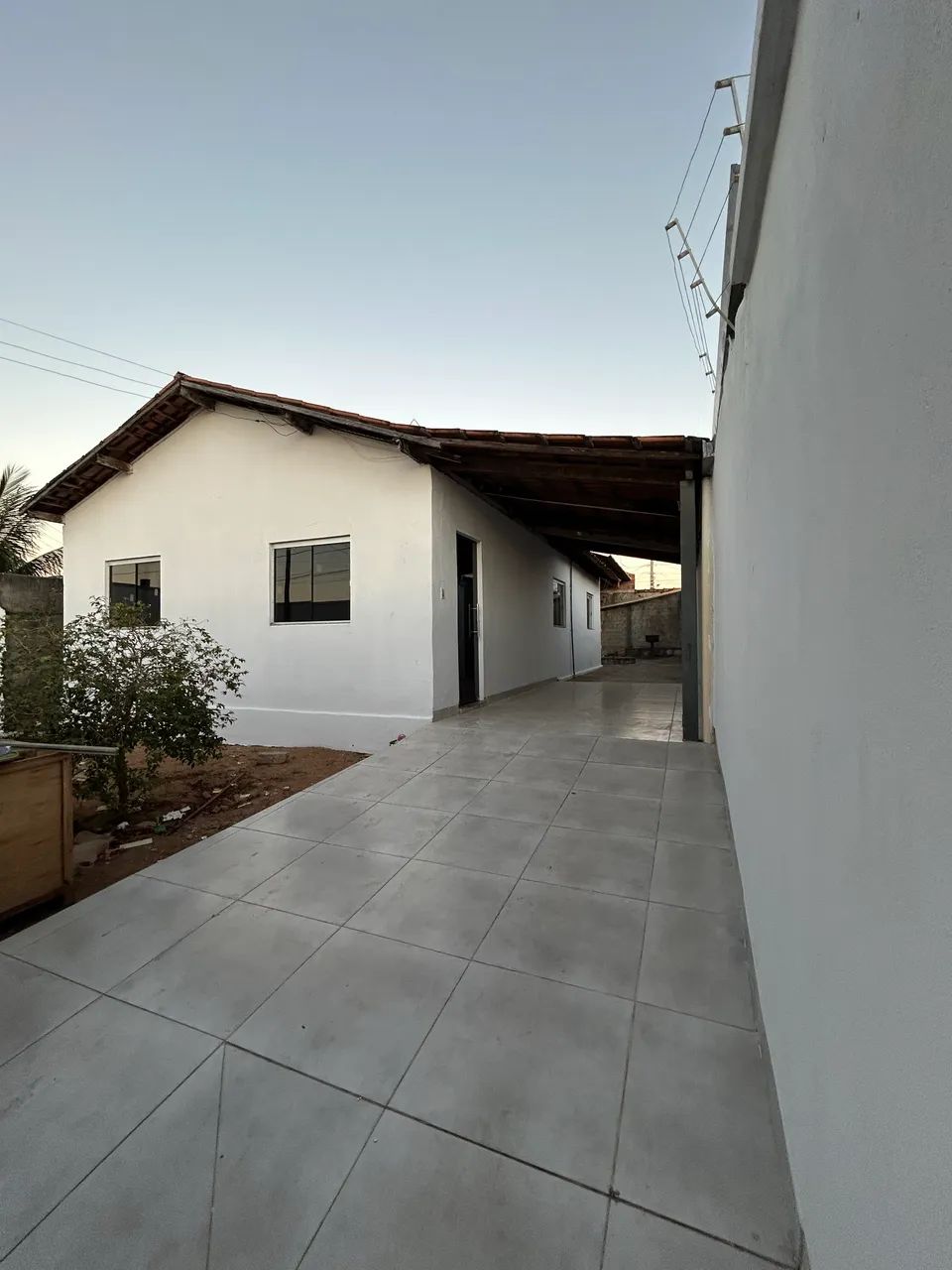 ALUGA-SE ESTA CASA-SETOR LESTE- - Foto 3