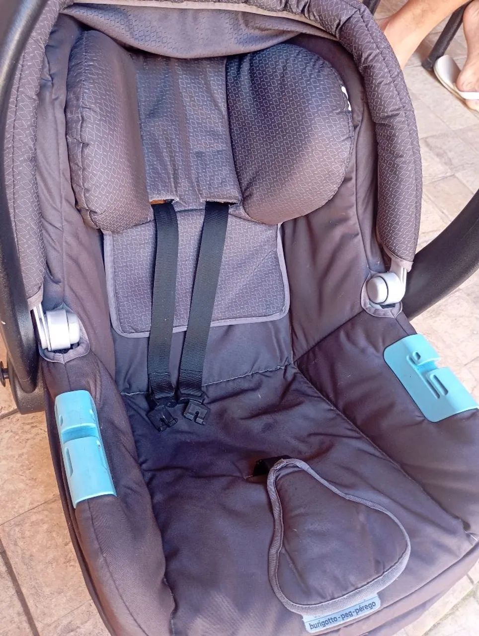 Vendo mini berço e bebê conforto  - Foto 3