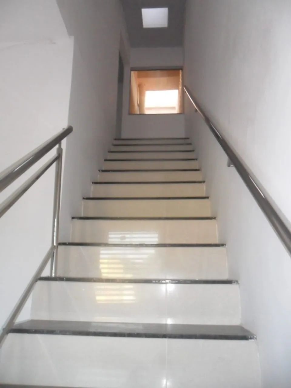 Alugo Salas Comercial na Cohab - Foto 5