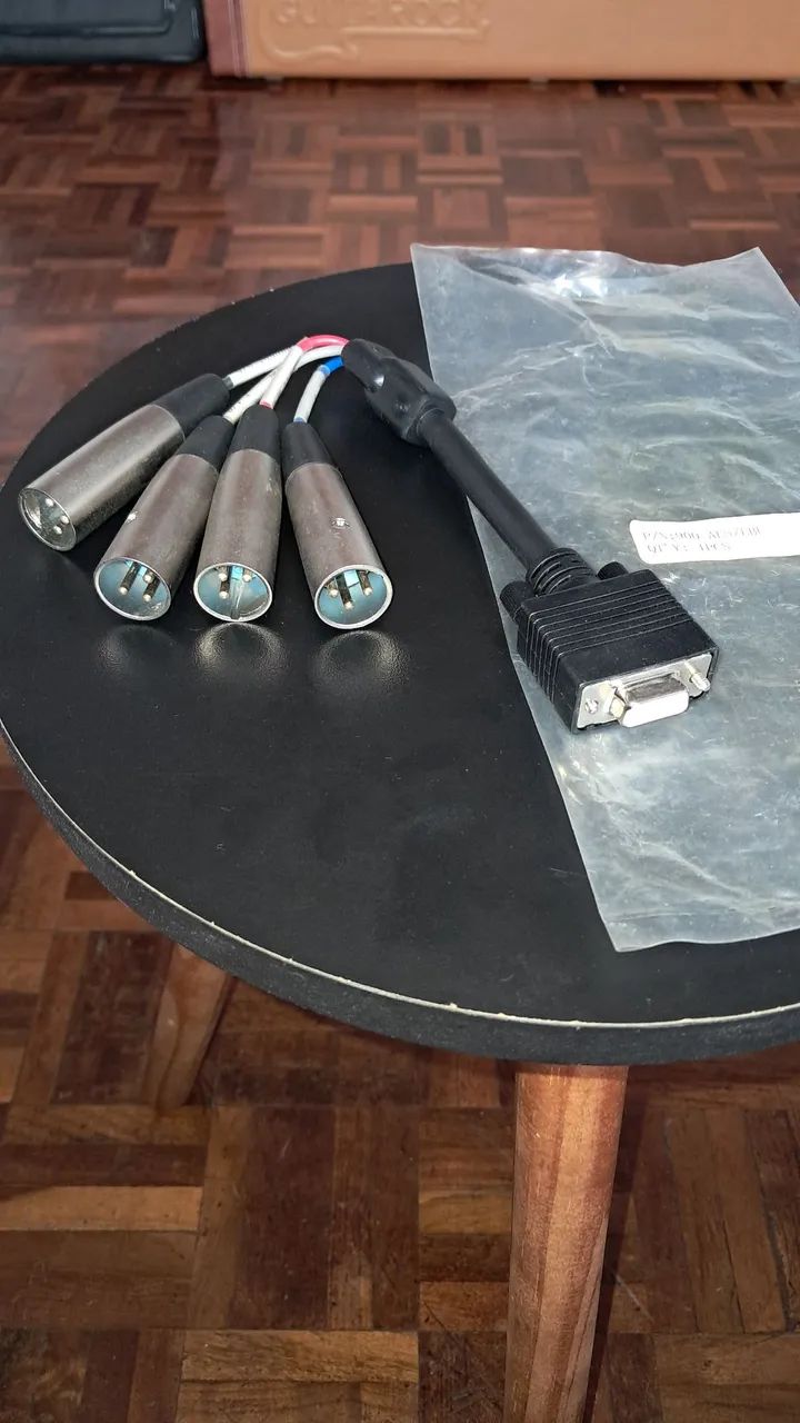 Patch cable áudio DB9 Fêmea x 4 XLR Macho