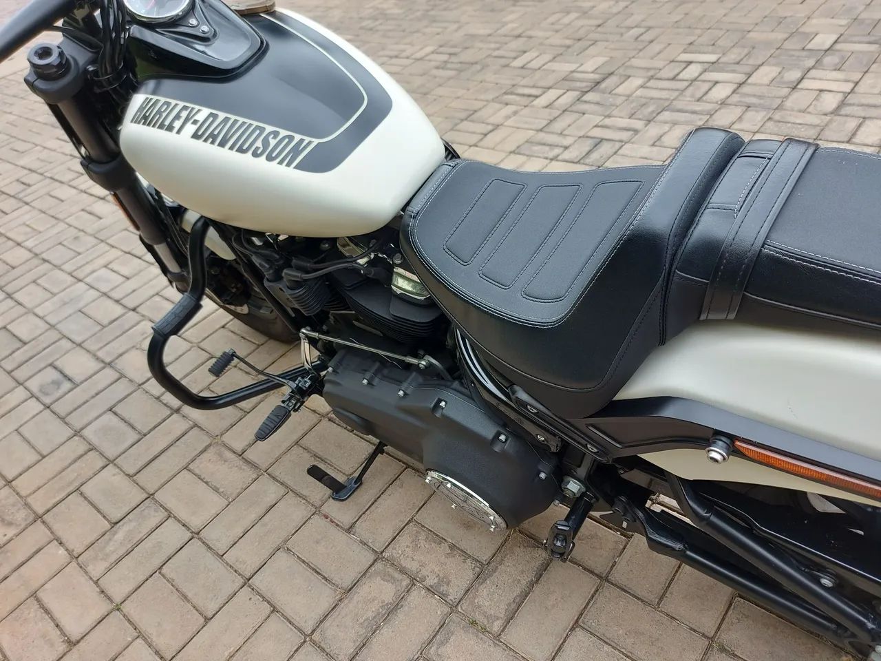 FAT BOB 114 19/19 BRANCA - Foto 10
