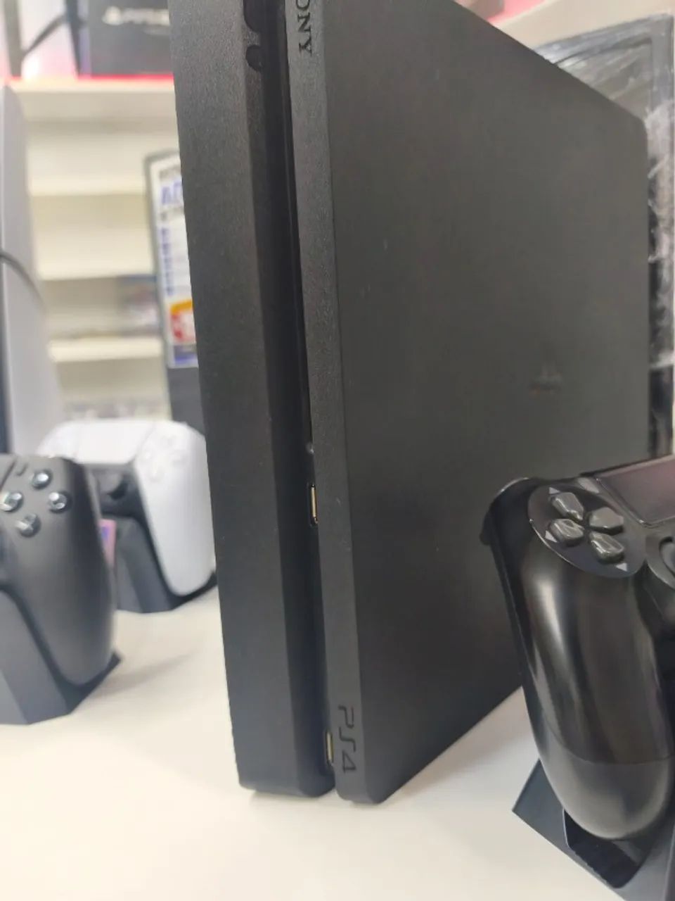? PS4 SLIM 1TB - Foto 4