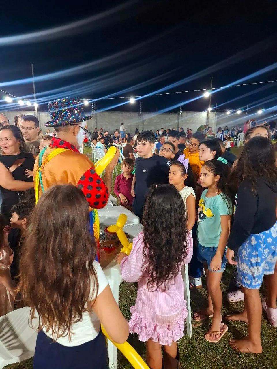 Escultura de balões em festas e eventos!