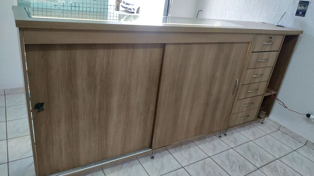 Balcão  &  Divisória em MDF - Foto 2