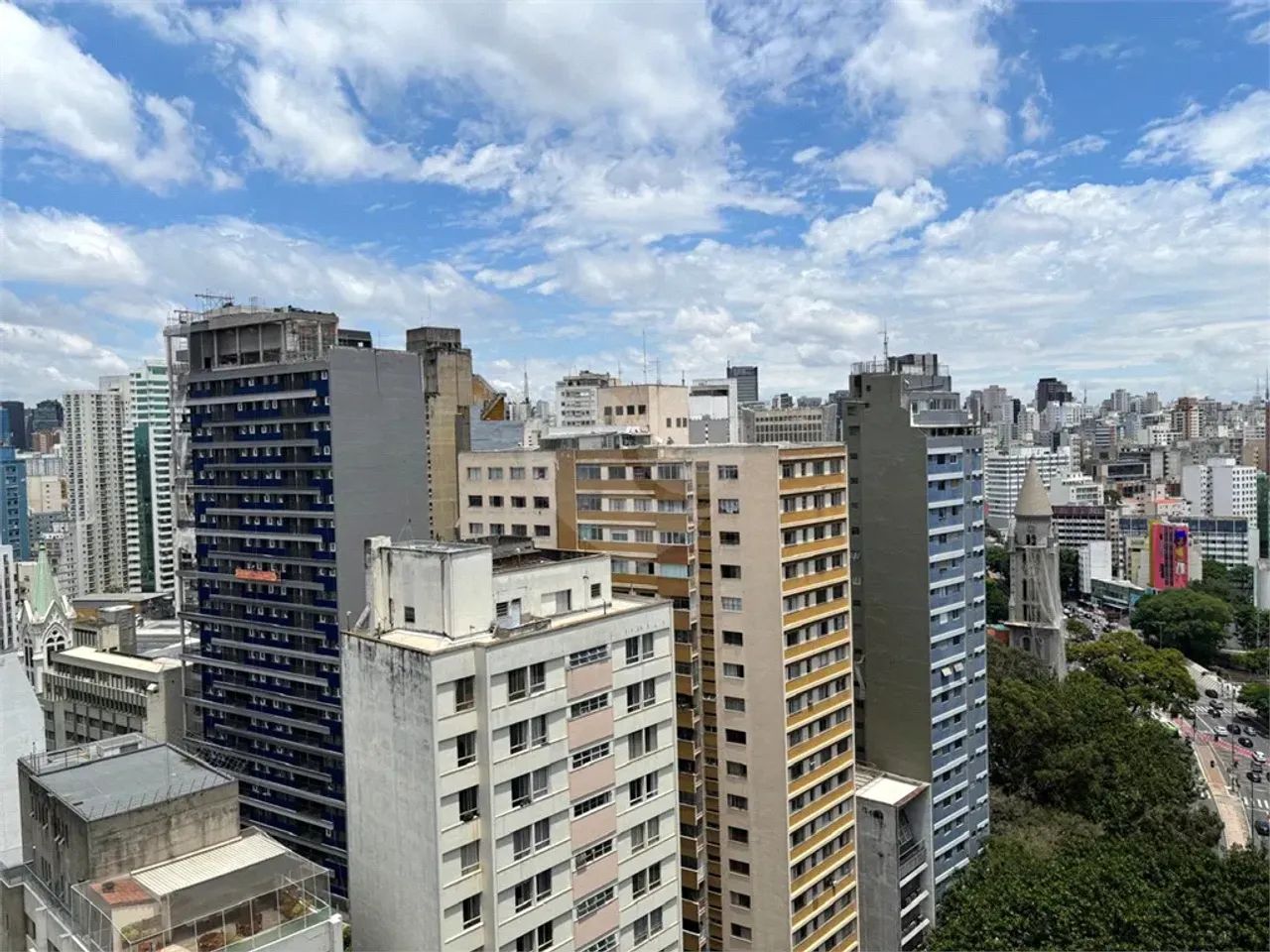 Salas à venda ou para locação em Consolação - SP