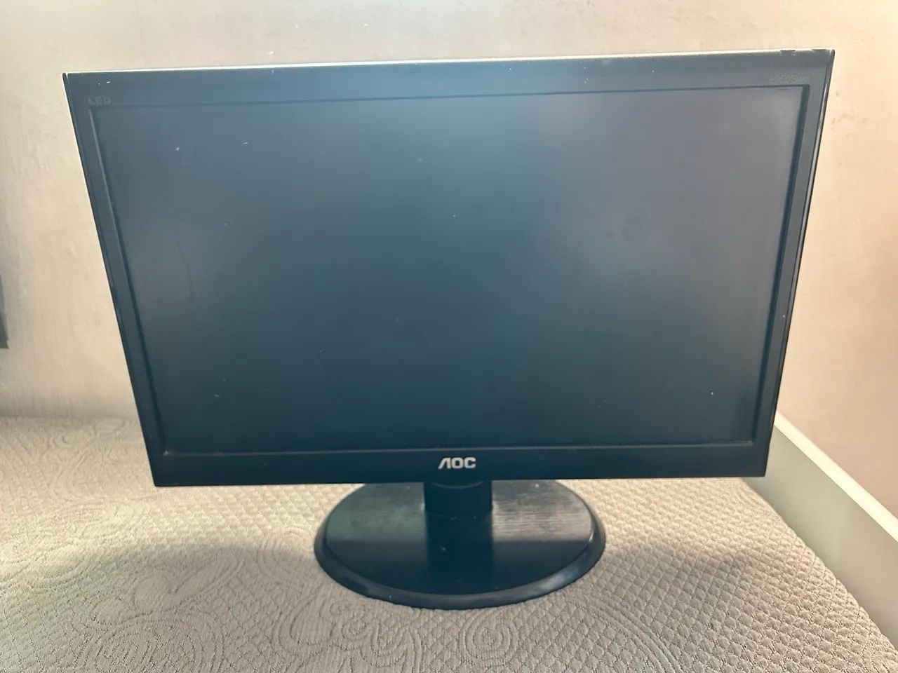 Monitor AOC e950Swn, 60hz, 18,5 polegadas