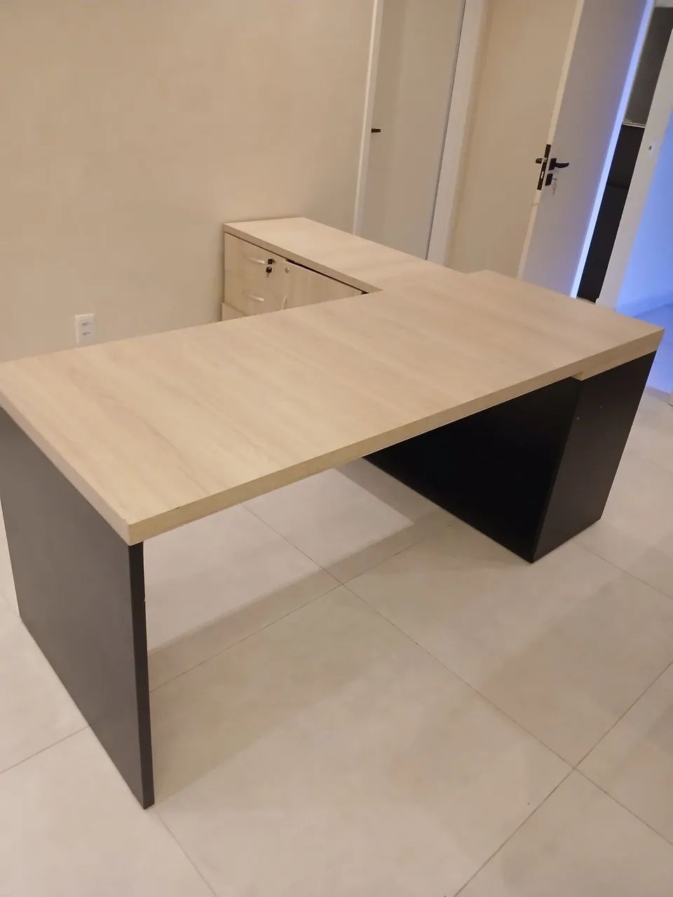 Mesa de escritório 