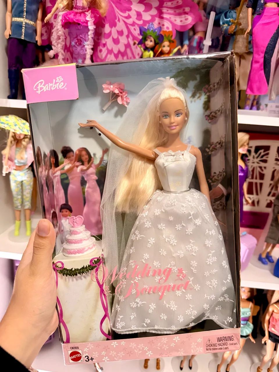 Barbie noiva buquê  - Foto 2