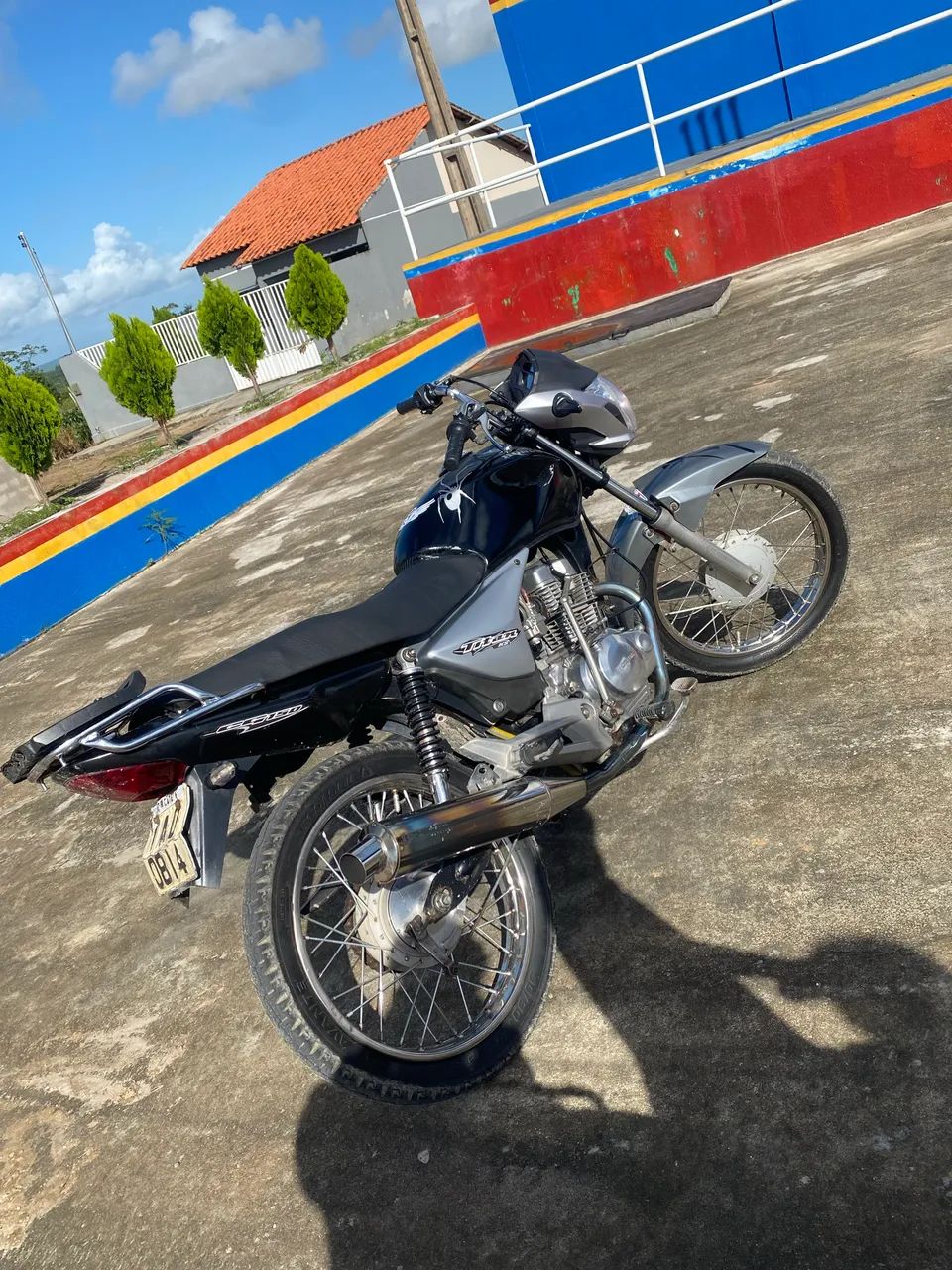 Vende-se moto CG150 