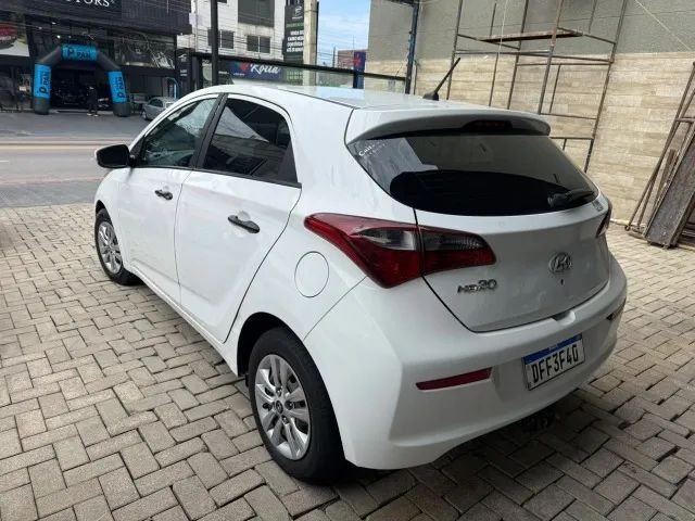 Hyundai HB20 Unique 1.0 Flex 12V Mec. 2019 - Foto 5