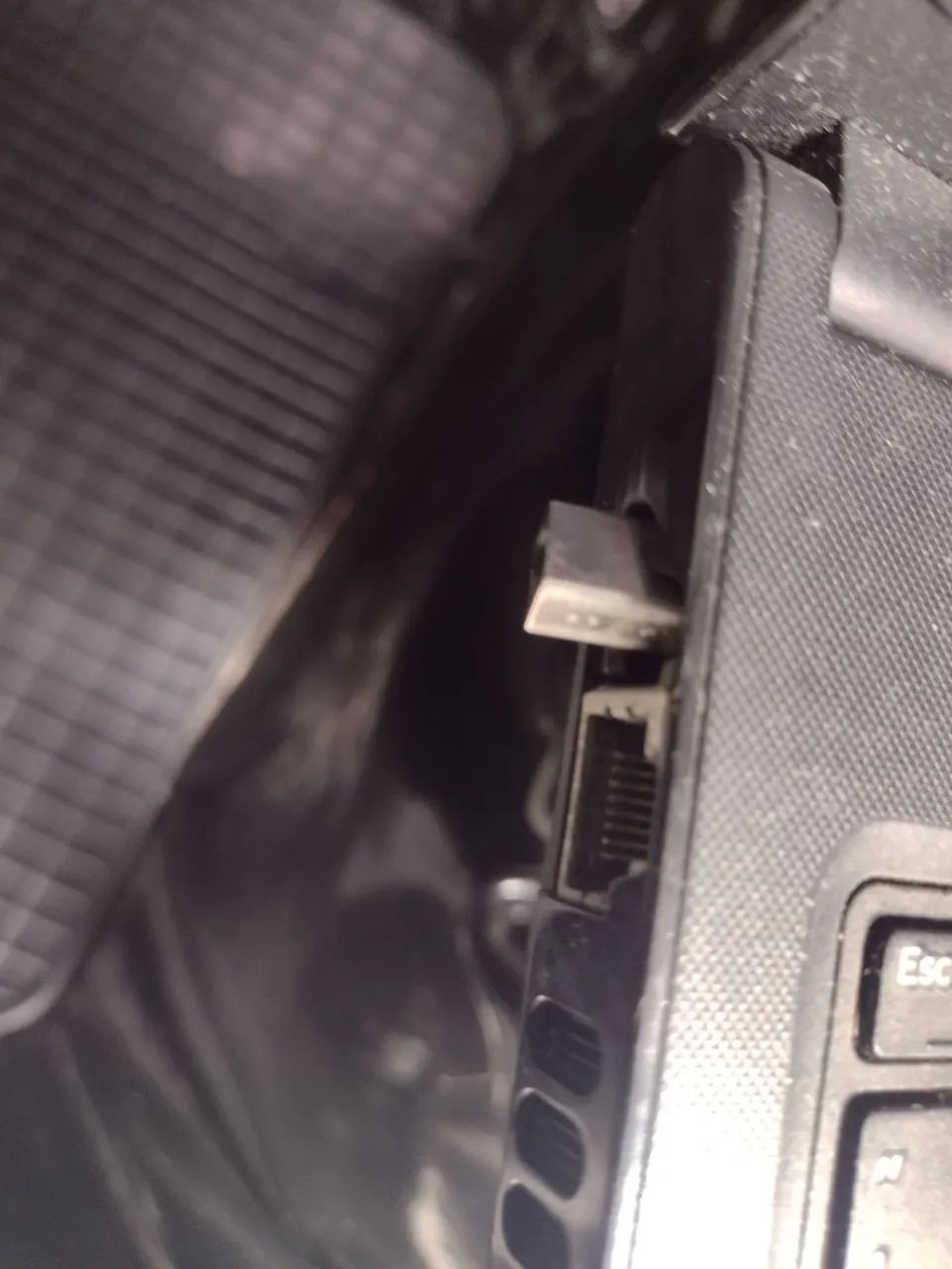 Notebook Dell i3 sétima geração 4gb de ram  - Foto 2