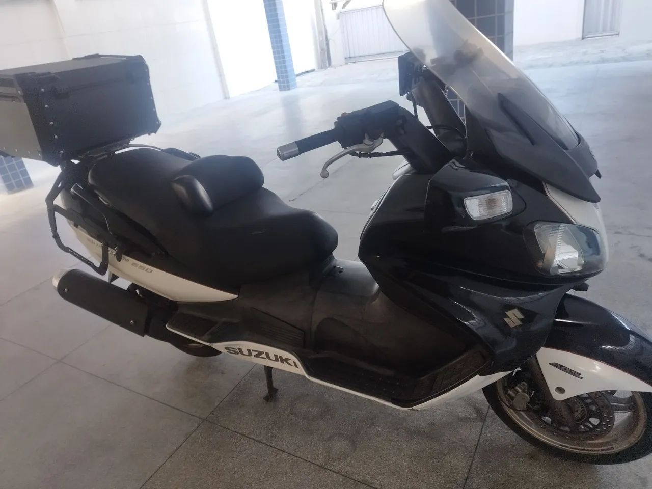 Burgman 650 Executive - Foto 3