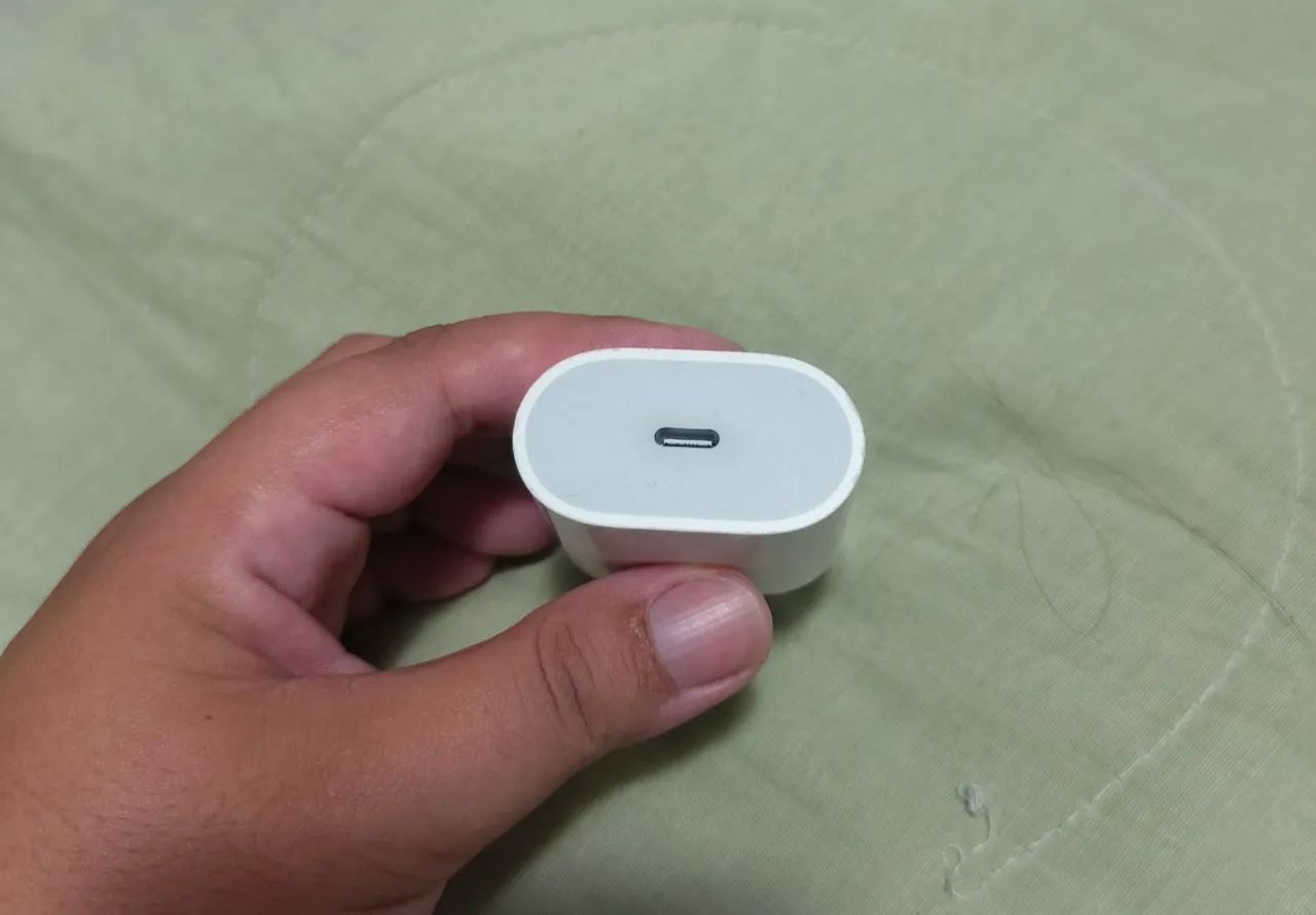 Carregador Apple USB-C de 20W Original