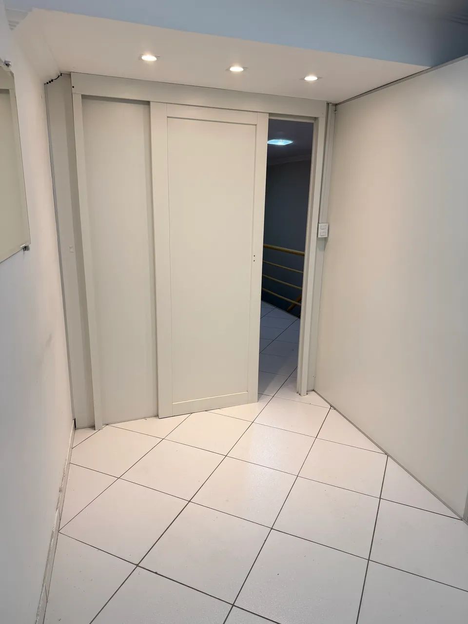 ALUGO SALA COMERCIAL  - Foto 2