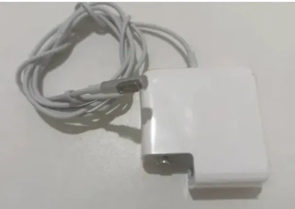 Fonte Para macbook Pro Magsafe 1 paralela usada uma vez