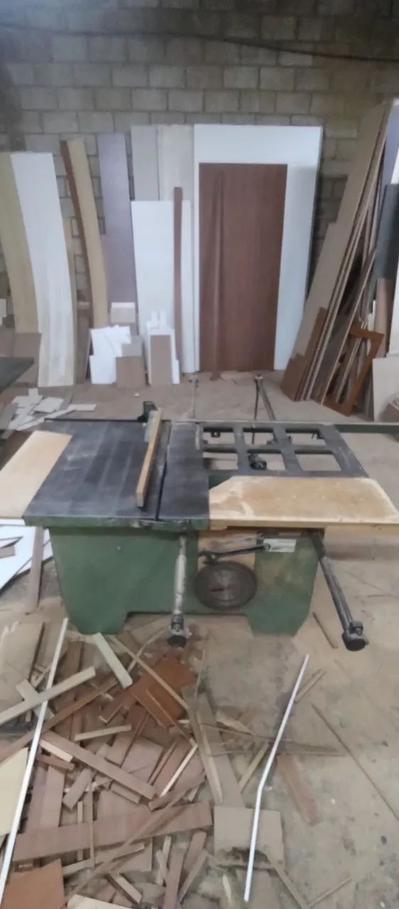 Vendo Serra Esquadrejadeira Ruas Industrial