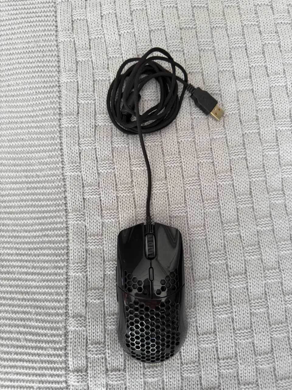 Glorios model 0