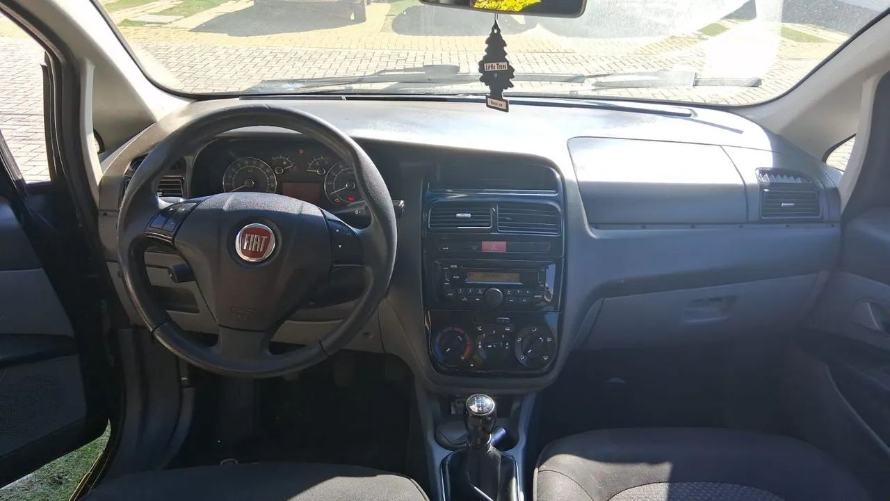 Fiat Linea Essence 1.8 Flex 16V 4P 2012 - Foto 4