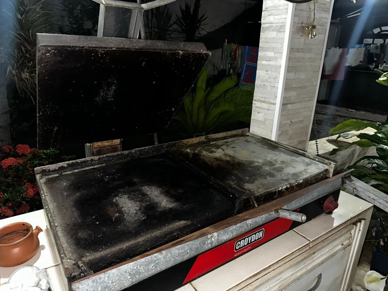 Chapa elétrica Croydon Funcionando 