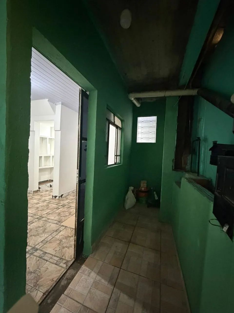 Casa no subaco das cobras/ Califórnia 