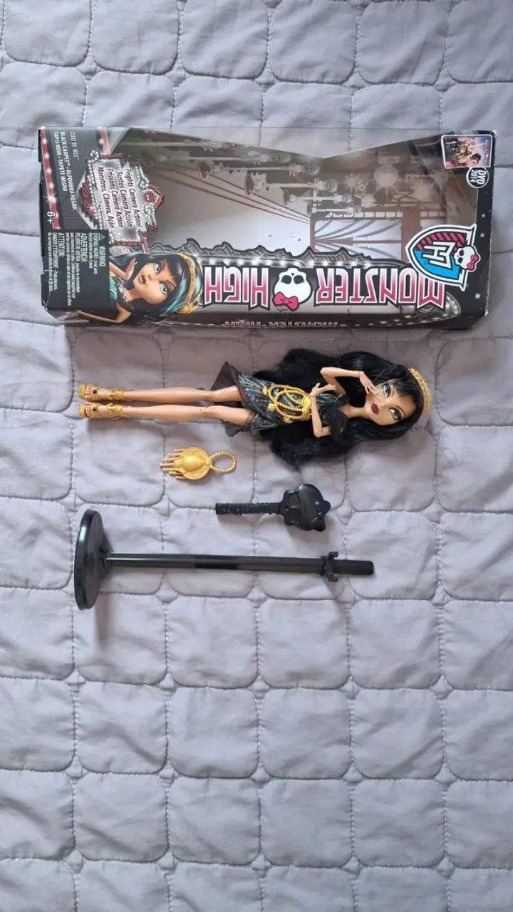 Boneca Monster High Cleo De Nile (COMPLETA COM CAIXA) - Foto 2