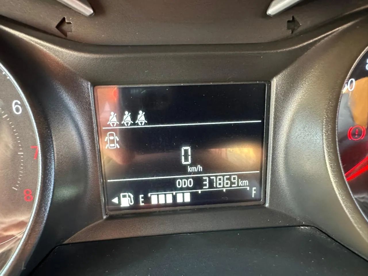 Chevrolet Onix Hatch LT 1.0 12V Flex Mec. 4P 2023 - Foto 4