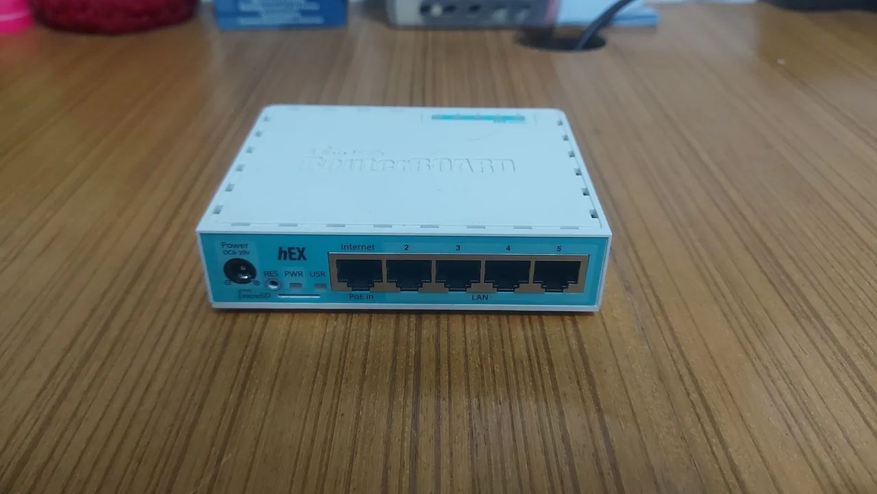 Roteador MikroTik RB750Gr3 (hEX) - Foto 2