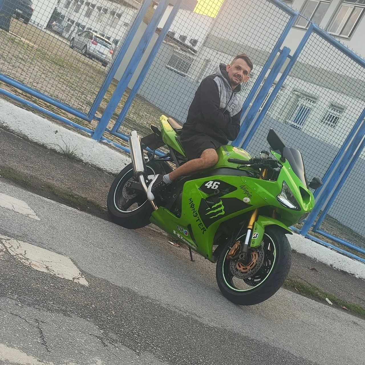 Kawasaki Zx-6r 636cc 2005 - 1491699908 | OLX