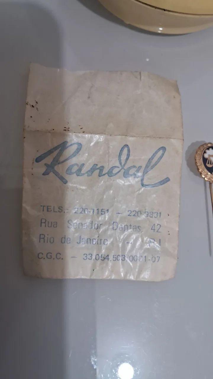 alfinete de Gravata elegante com design da balança da justiça - Foto 2