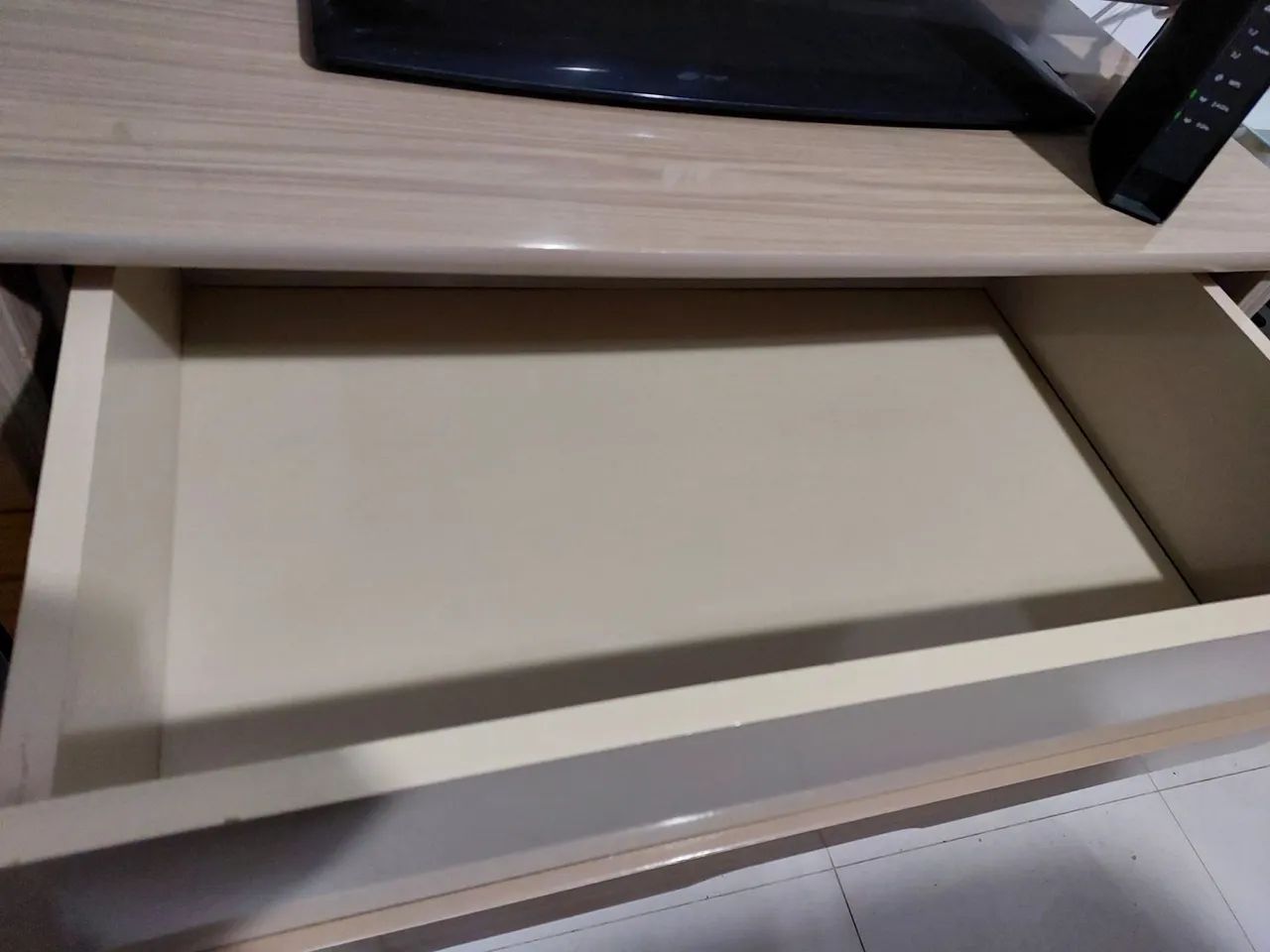 Cômoda 4 gavetas - Foto 4
