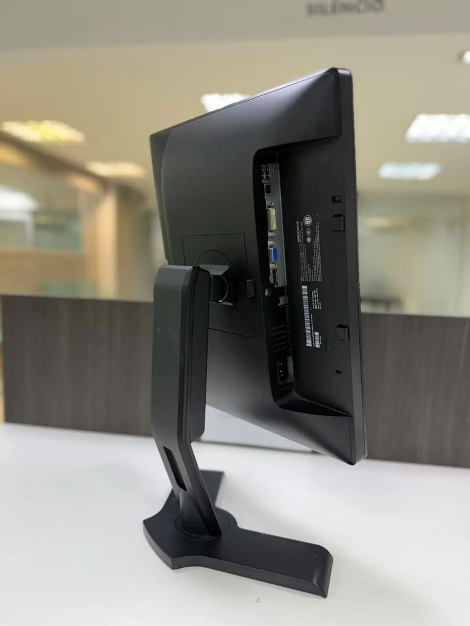 Lote 20 Monitores Dell P190ST 19 Polegadas - Foto 5