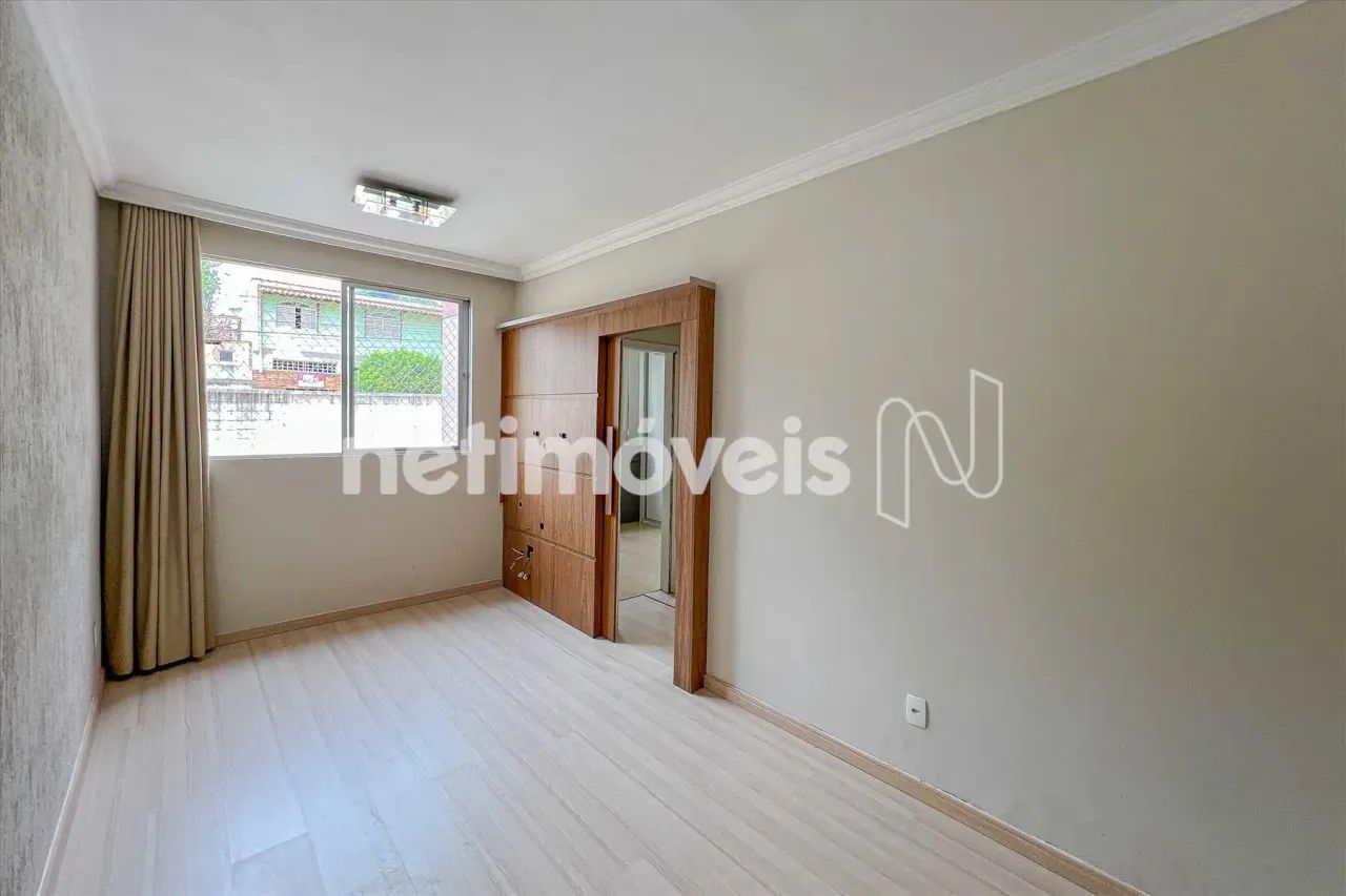 Apartamento de 02 quartos à venda no Glória!