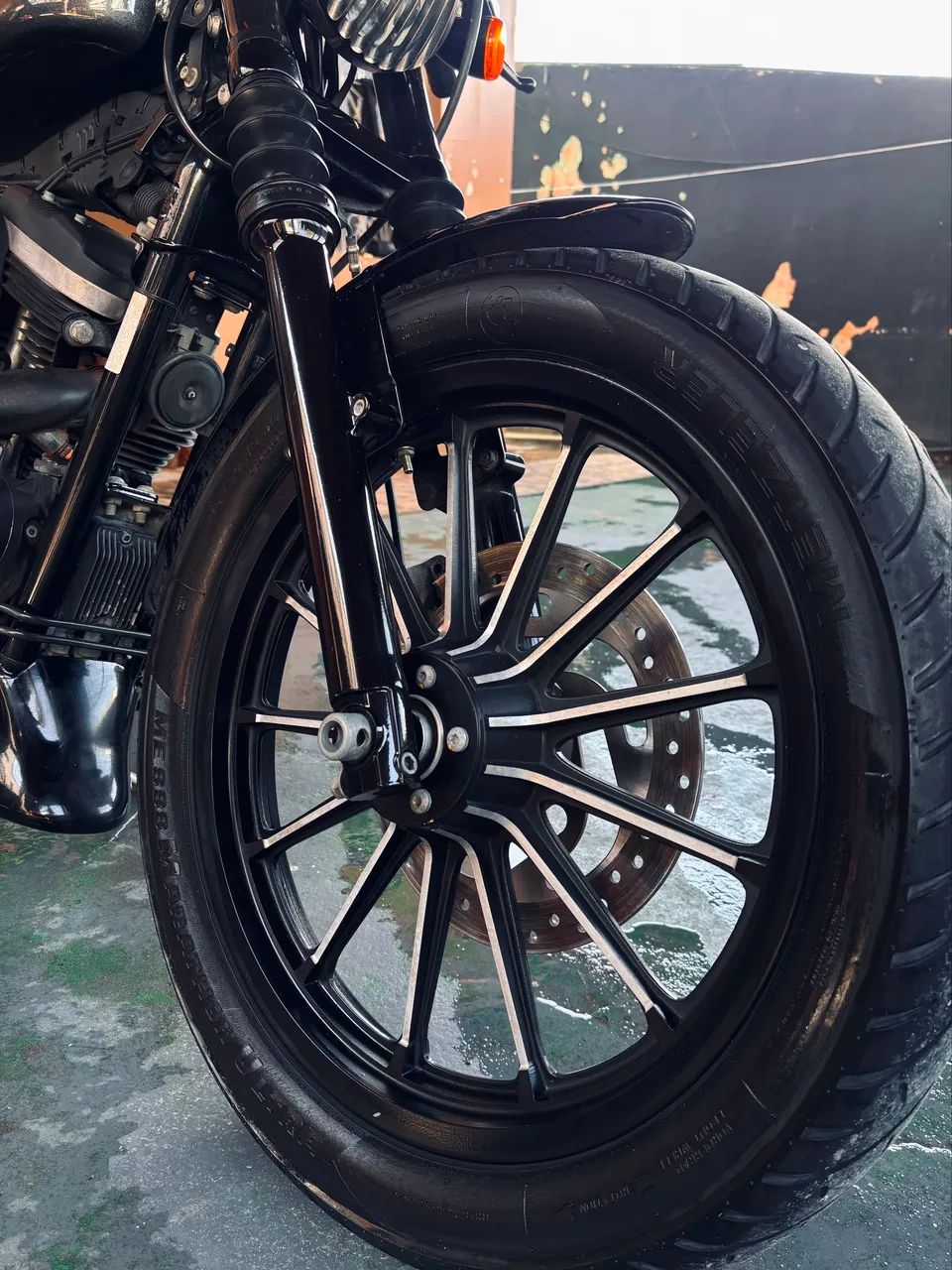 Harley Davidson 883 iron  - Foto 3
