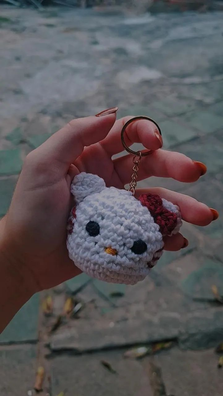 Chaveiro da Hello Kitty em Crochê - Foto 3