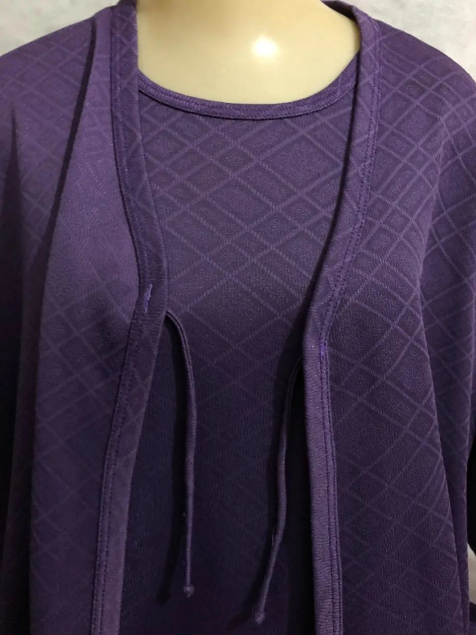Conjunto Usado Roxo Escuro Plus Size Blusa e Casaco Moda Feminina - Foto 4
