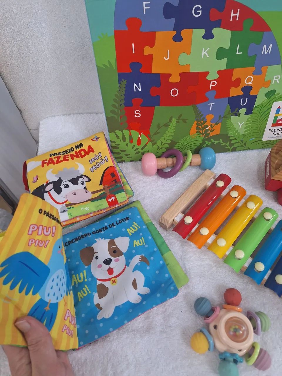 Combo brinquedos de bebê educativos e de madeira  - Foto 4