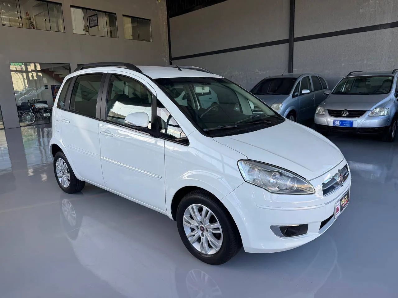 Fiat Idea Attractive 1.4 Fire Flex 8V 5P 2014