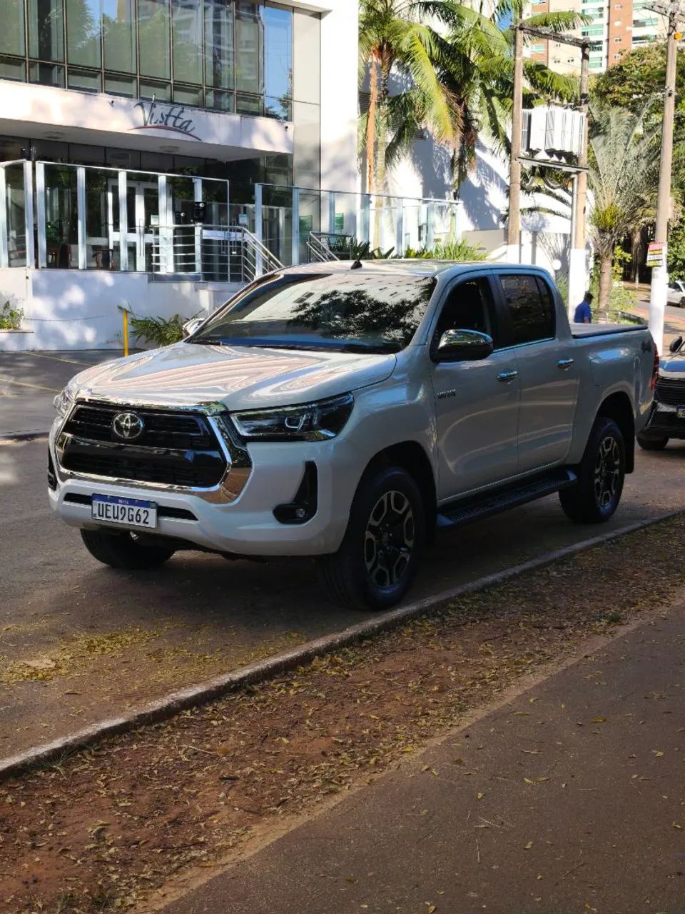 Toyota Hilux CD 4X4 2.8 DIESEL AUT. 2026