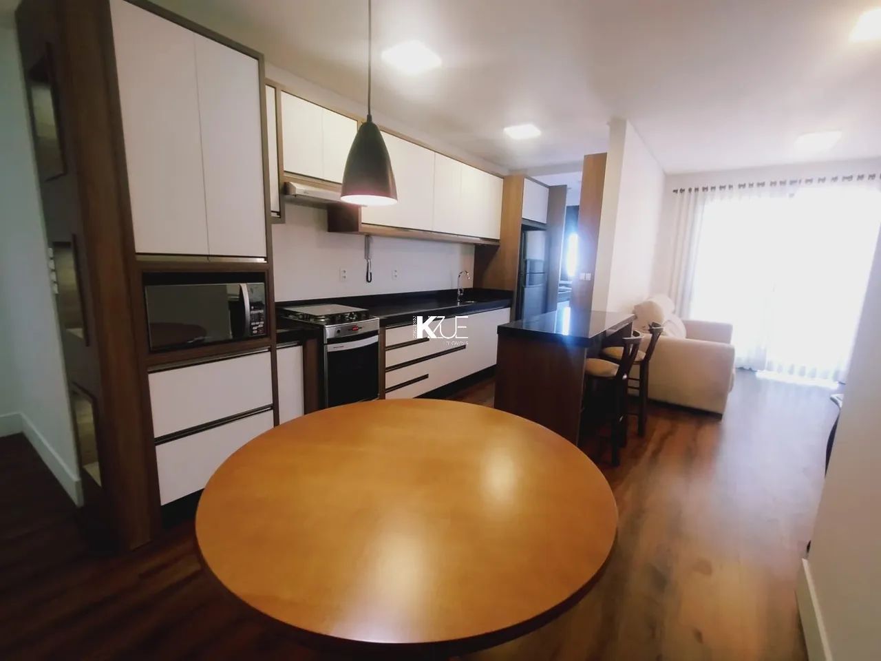 Apartamento mobiliado de 2 dormitórios, sendo 1 suíte, no Bom Abrigo - Foto 4