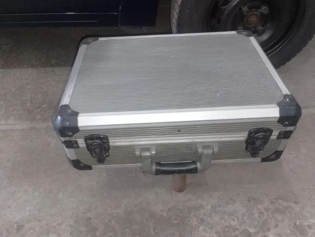 Maleta de Alumínio tipo case/maleta executiva  - Foto 2
