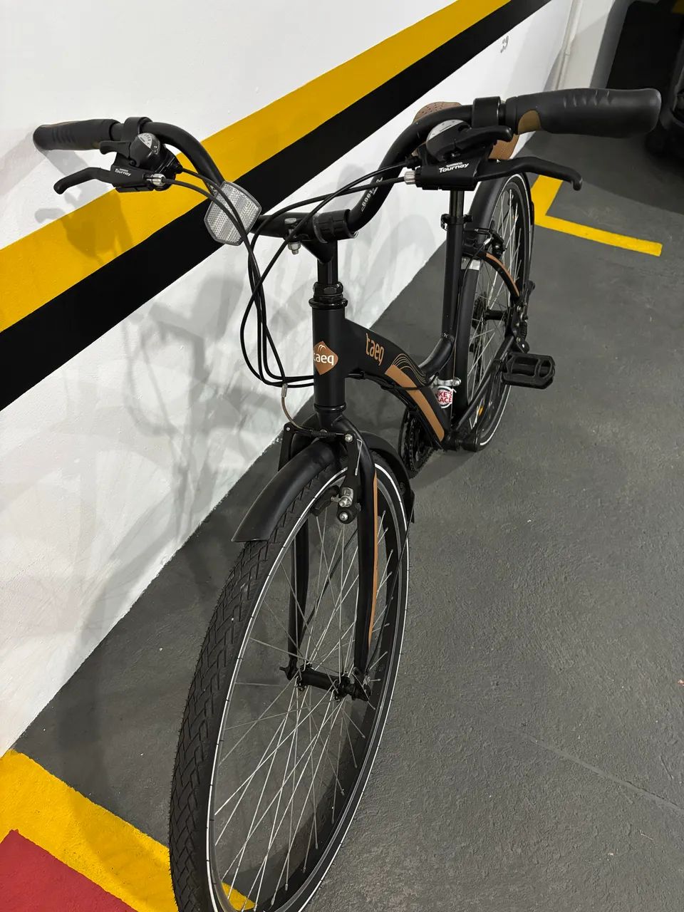 Bicicleta TAEQ Aro 28 21 Marchas - Foto 3