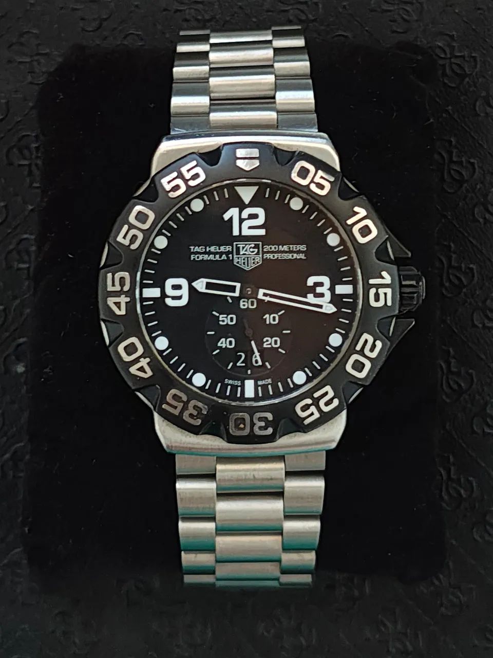 Relógio TAG HEUER Formula 1 Big Date Quartz 44mm - Foto 4