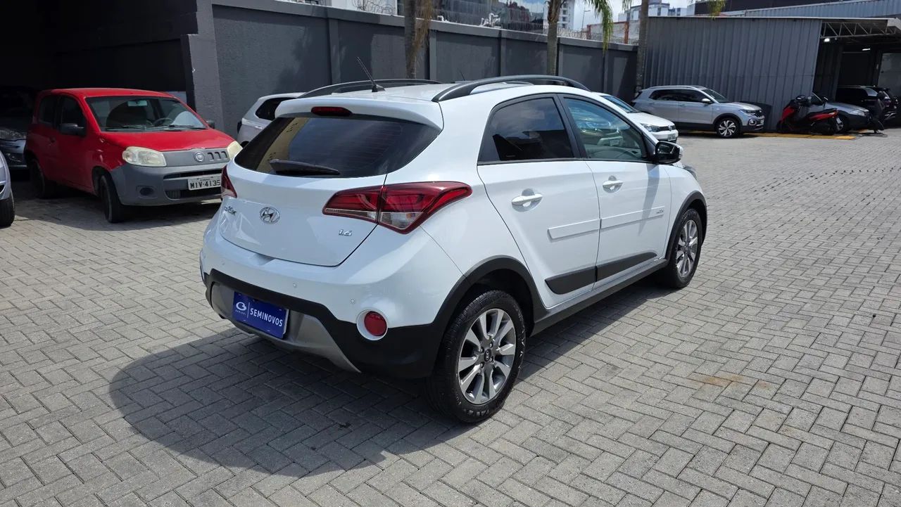 Hyundai HB20X Style 1.6 Flex 16V Mec. 2016 - Foto 5