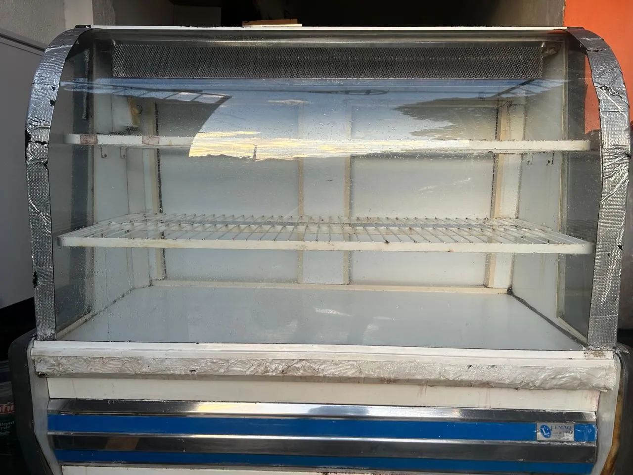 Expositor de vidro refrigerado 2 portas