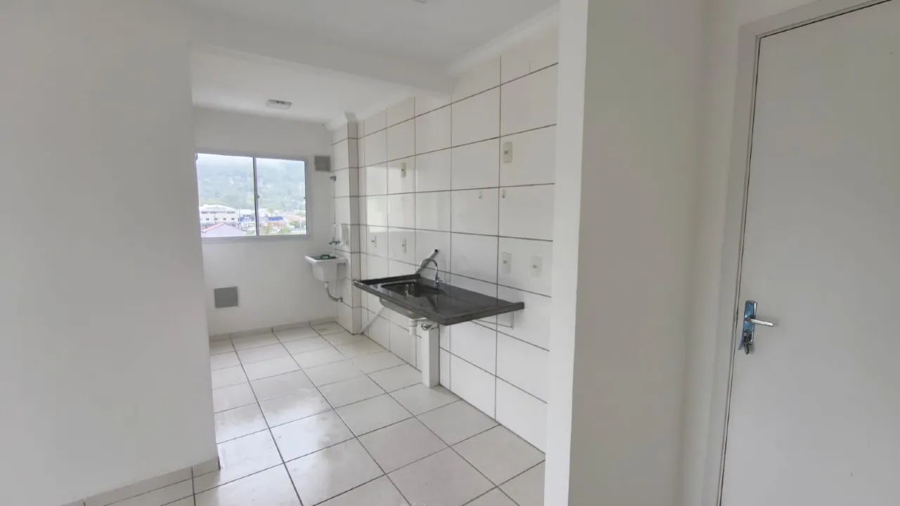 Apartamento 02 dormitórios Vargem do Bom Jesus - Foto 5